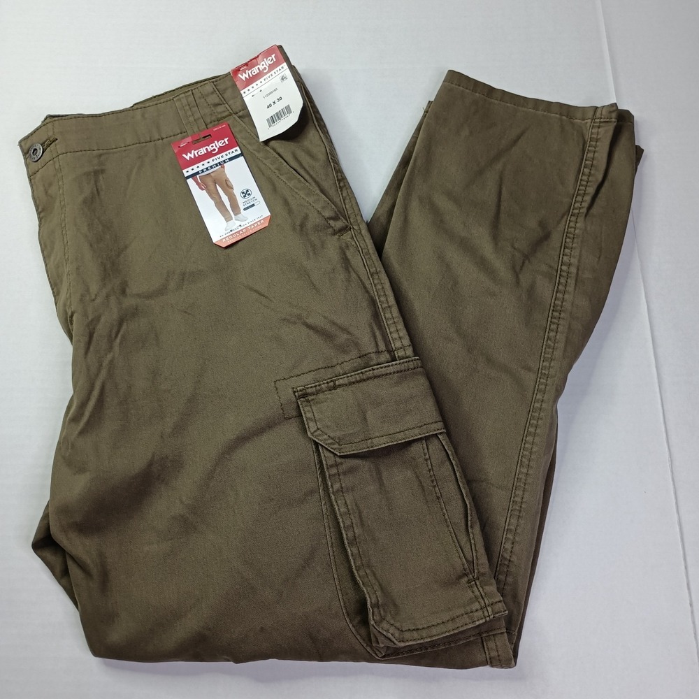 Wrangler Cargo Pants Men's 40x30 Regular Taper Pine Green Stretch Workwear